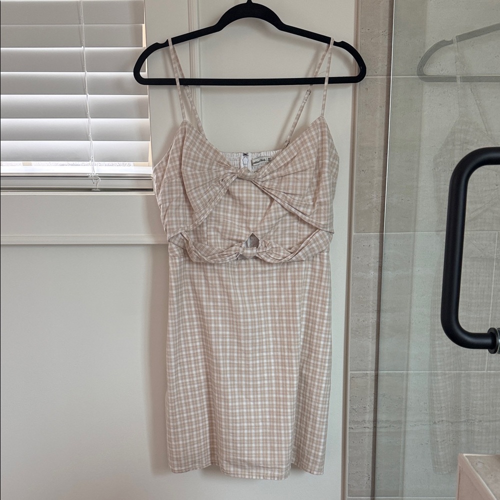 Abercrombie & Fitch Beige Checkered Dress